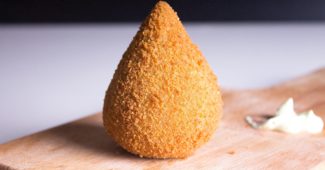 coxinha 4161592 1920 325x170 - Renda Extra! Venda de Salgados Assados. 7 Passos Simples de Como Vender!